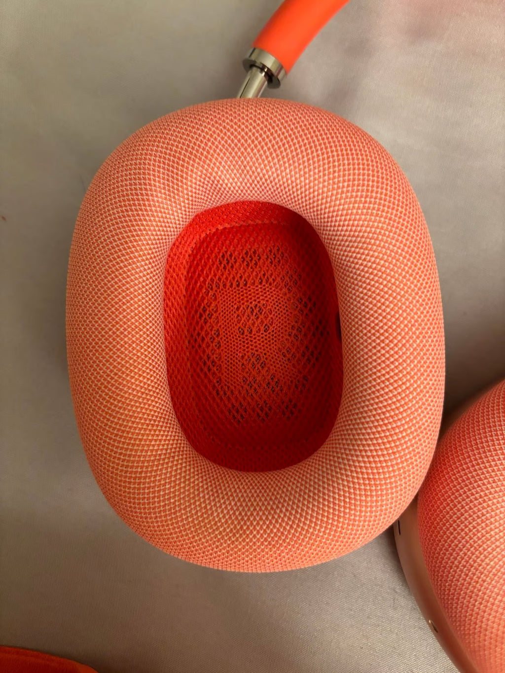 Apple AirPods Max in Pink 3T76