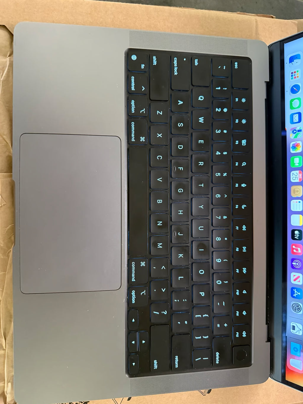 MacBook Pro Late 2021 14鈥?8U15