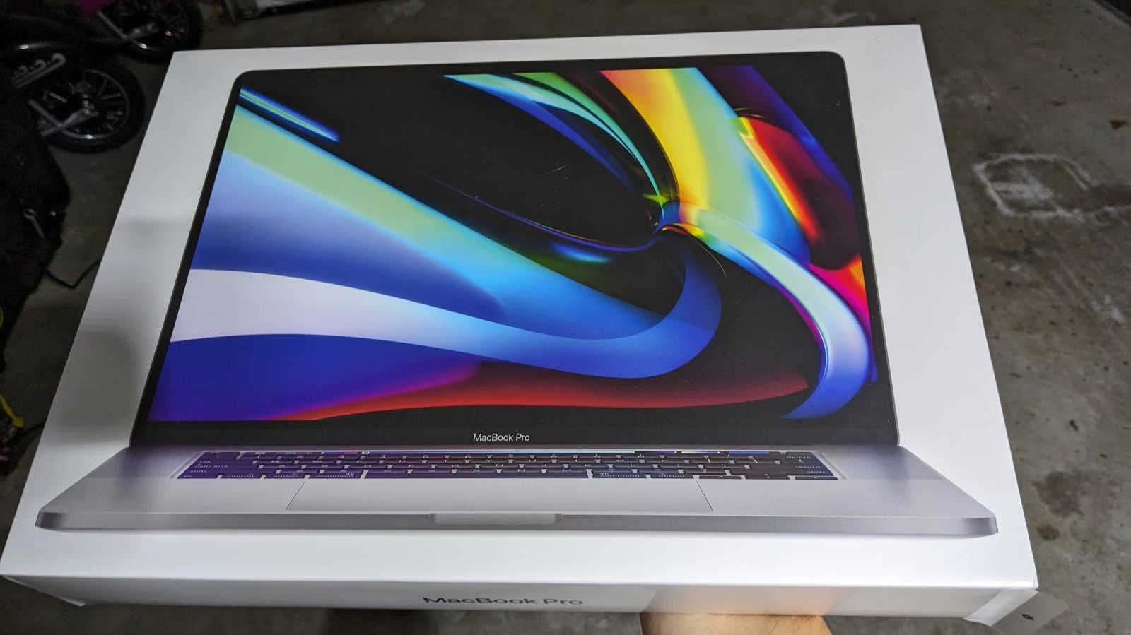 MacBook Pro 2019 Brand New Sealed 7G66