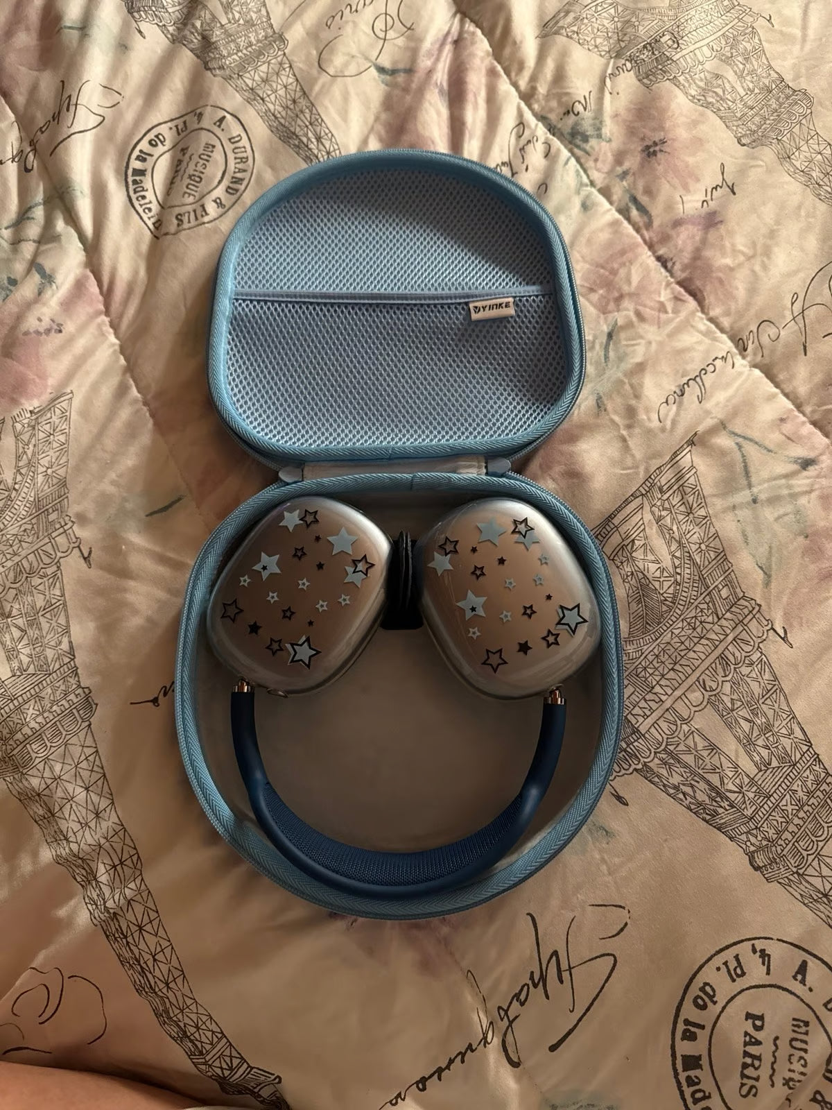 Apple AirPod Pro Max (Blue) 7B96