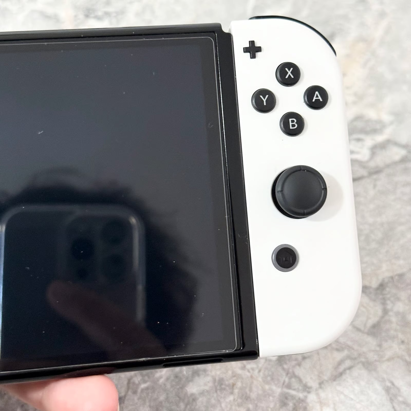 Nintendo Switch OLED White Bundle 6R11