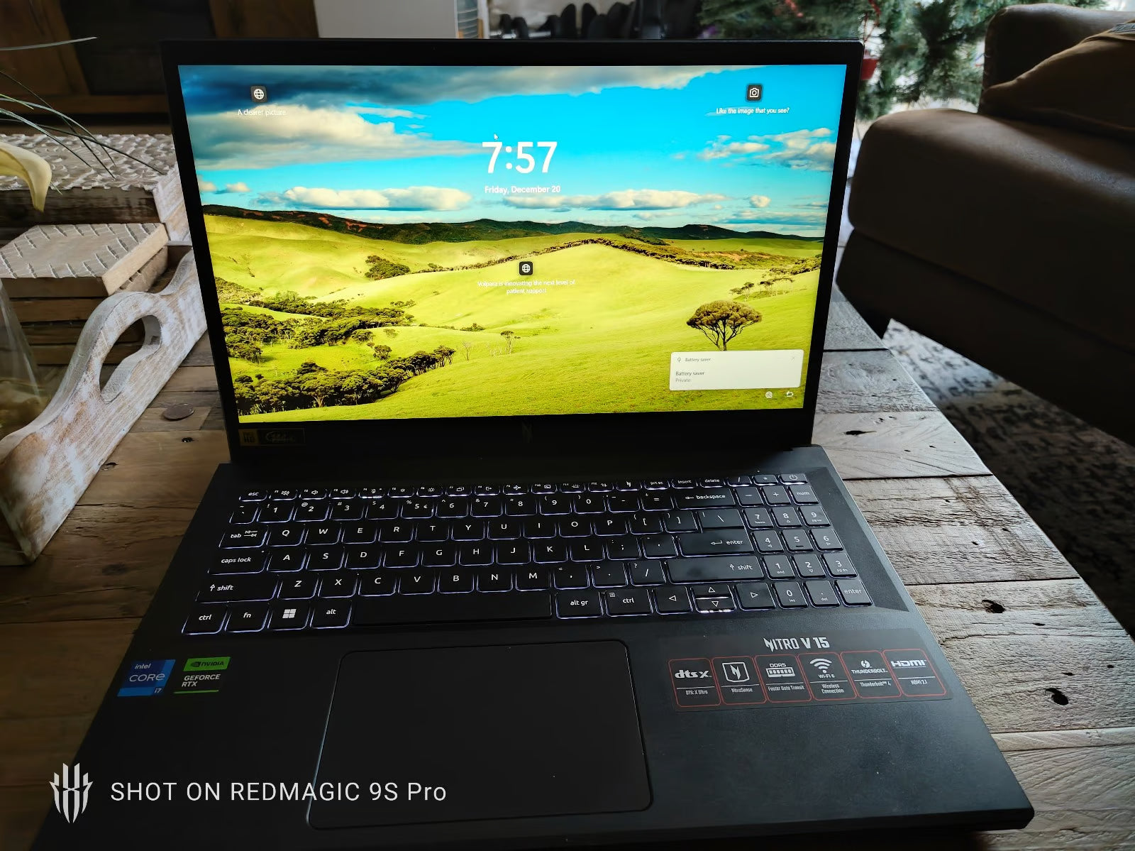 Acer Nitro V Gaming Laptop & Valve Steam Deck 9J87