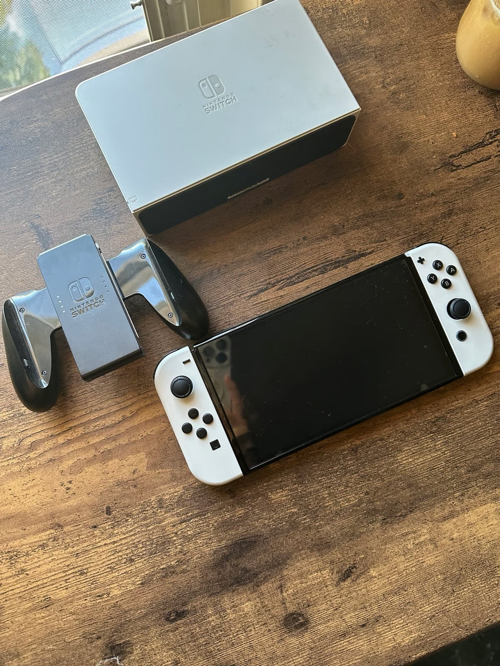 Nintendo switch oled console 7F36