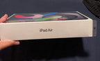 Apple iPad Air 4th Generation 64 GB in Space Gray 3M75
