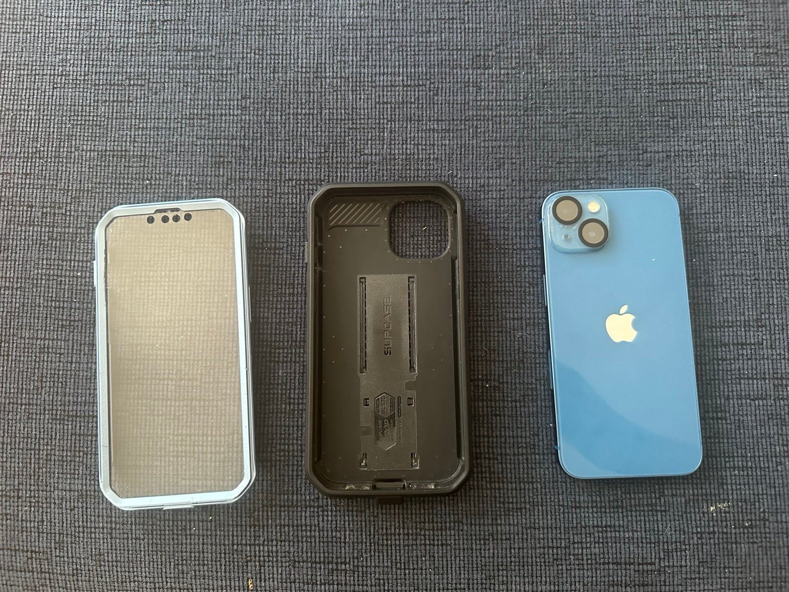 UNLOCKED iPhone 13 128gb BLUE 6R29