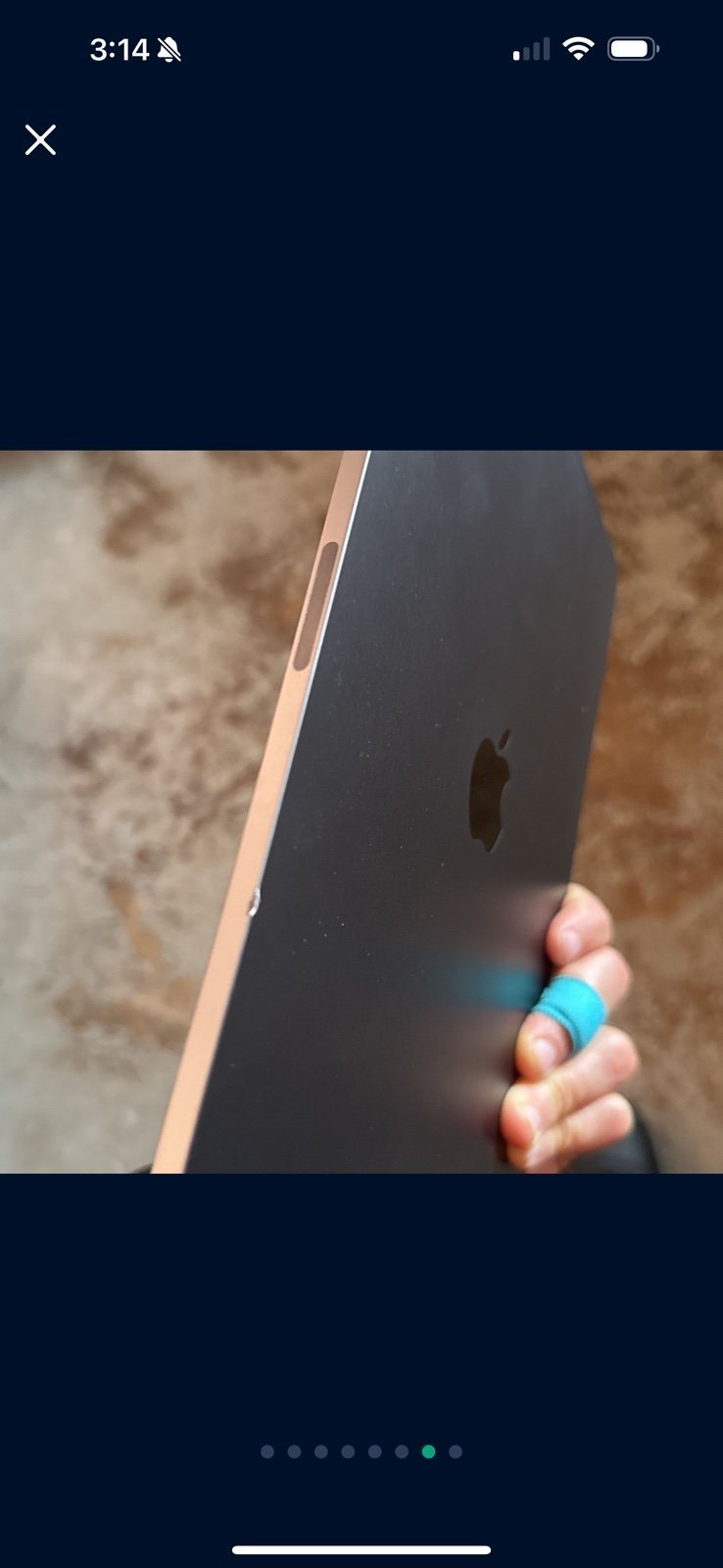 iPad Pro 3rd generation 11 inch 128gb with Apple magic keyboard and pencil!!! 7L75