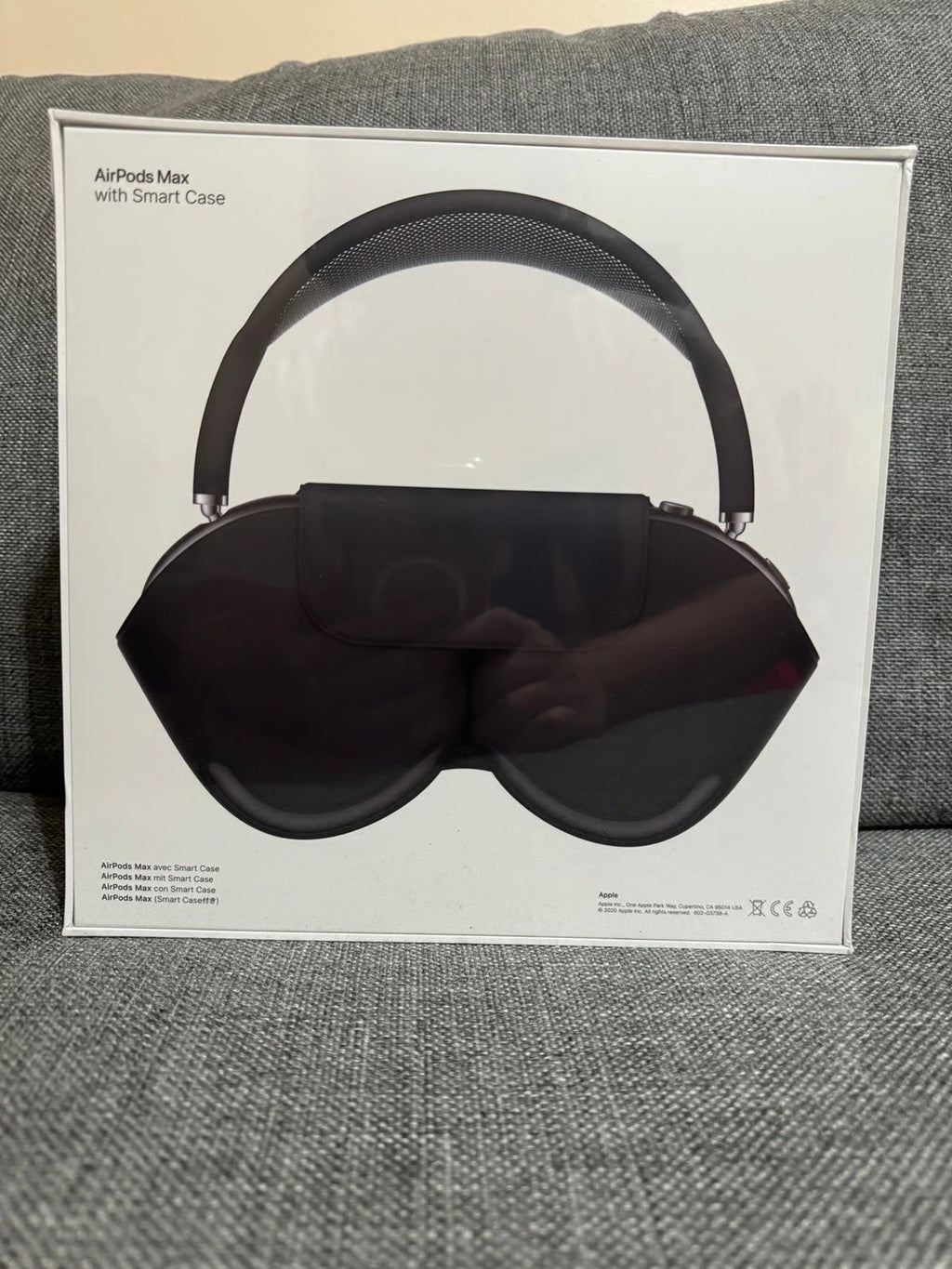 AirPods Max sealed 8O96