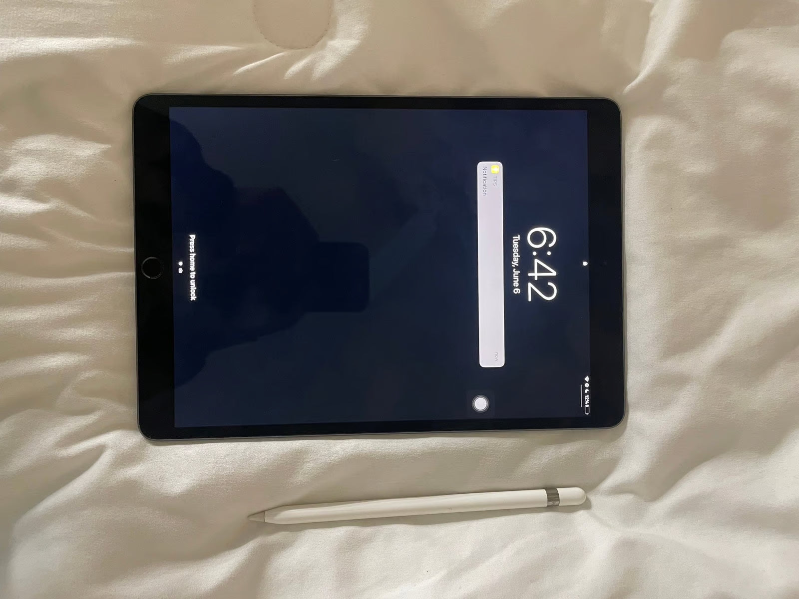 Apple iPad Air 3rd Generation | Apple Pencil First Generation 1A12