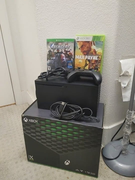 XBOX SERIES X  GAMES  BUNDLE 2T78