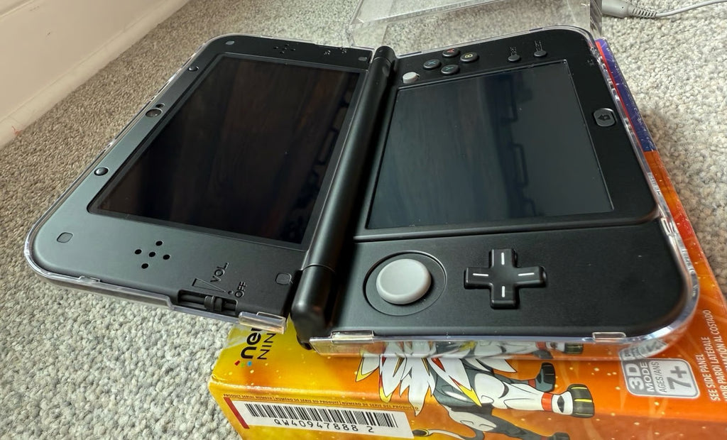 New Nintendo 3DS XL Pokemon Sun and Moon Solgaleo and Lunala in Black