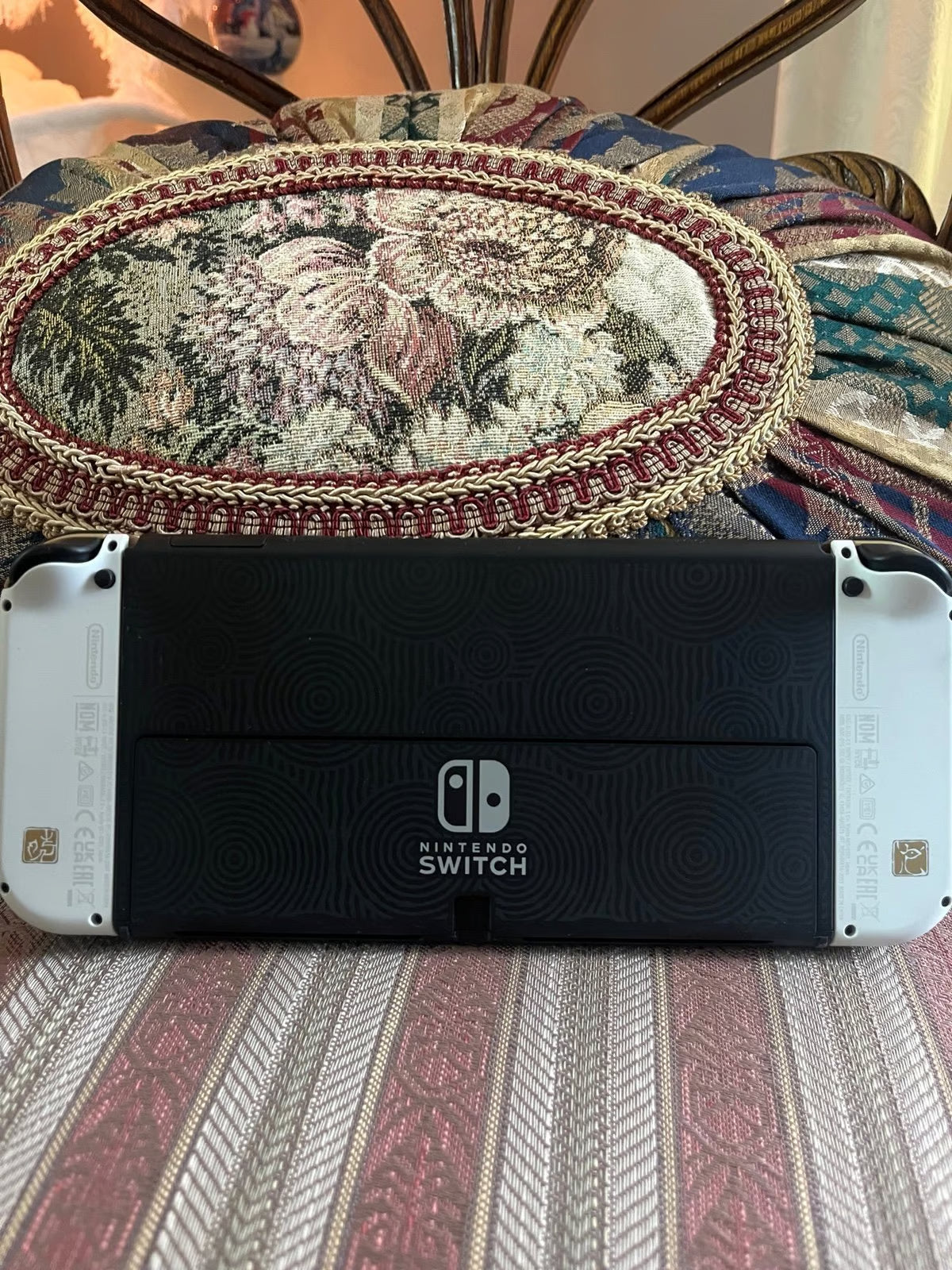 Nintendo Switch Legend Of Zelda OLED Console 5D17