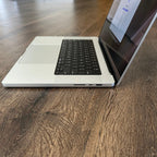 2021 16 inch Apple MacBook Pro M1 Pro 8Y67