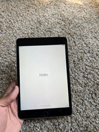 iPad mini 4 128 GB PERFECT LIKE NEW 8R96