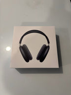 AirPods Max in Black 2S97