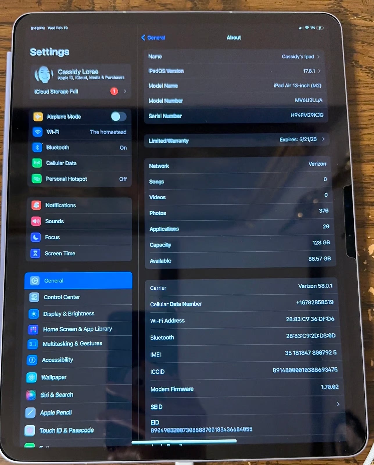 Cellular M2 IPad Air 13 Inch 128GB with SmartFolio Case and Apple Pencil Pro 1T29