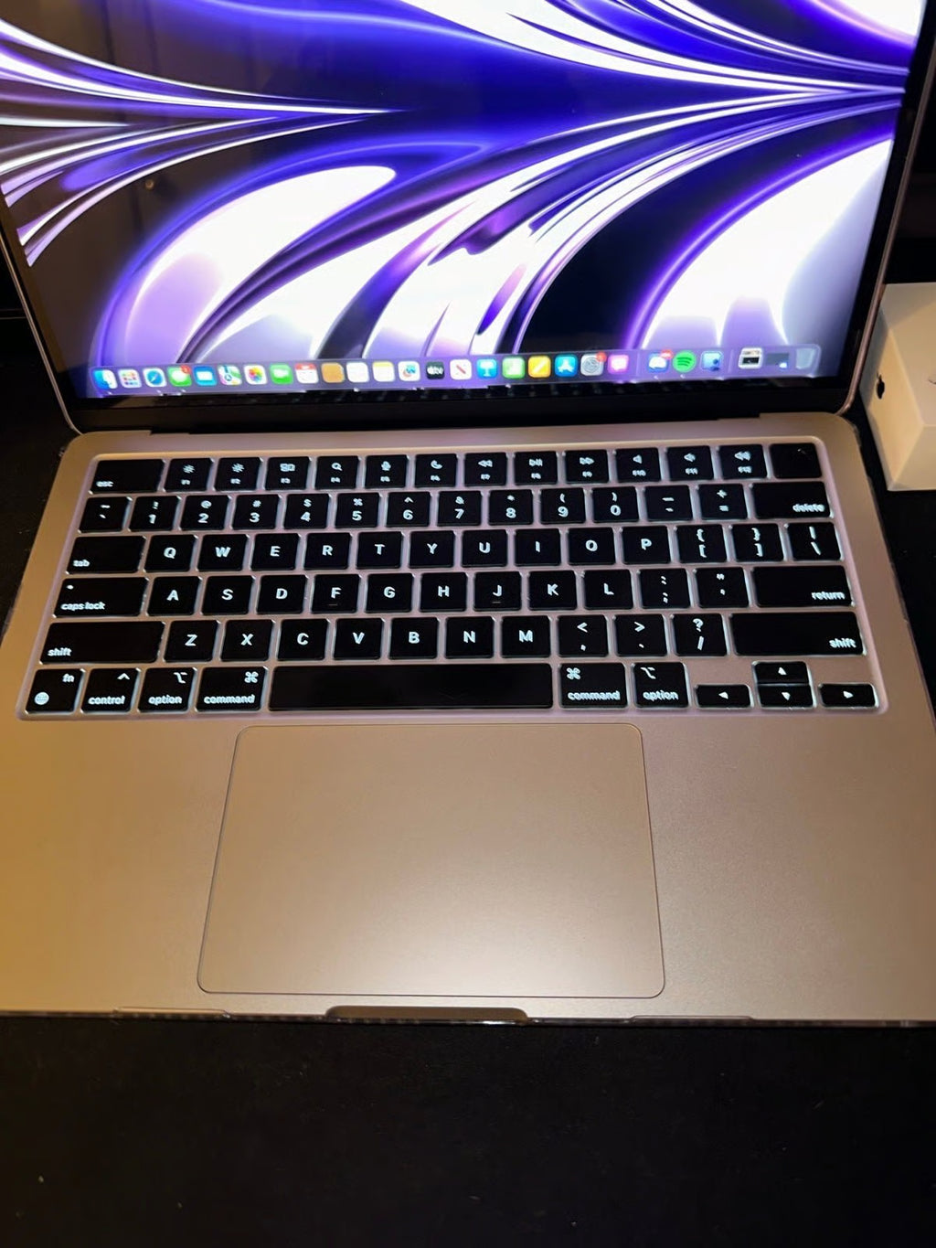 MacBook Air M2 (2022) 8GB RAM 13.6 inch 256GB SSD 8F69
