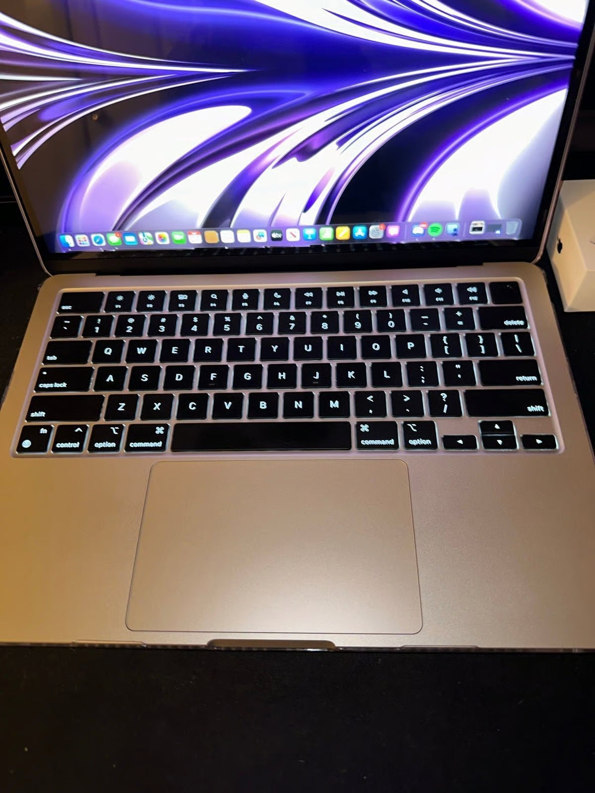 MacBook Air M2 (2022) 8GB RAM 13.6 inch 256GB SSD 8F69