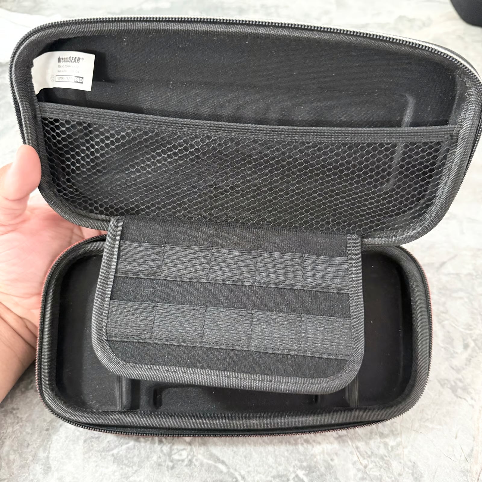 Nintendo Switch OLED White Bundle 6R11