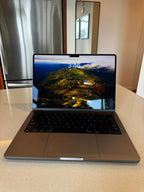 MacBook Pro 6Q27