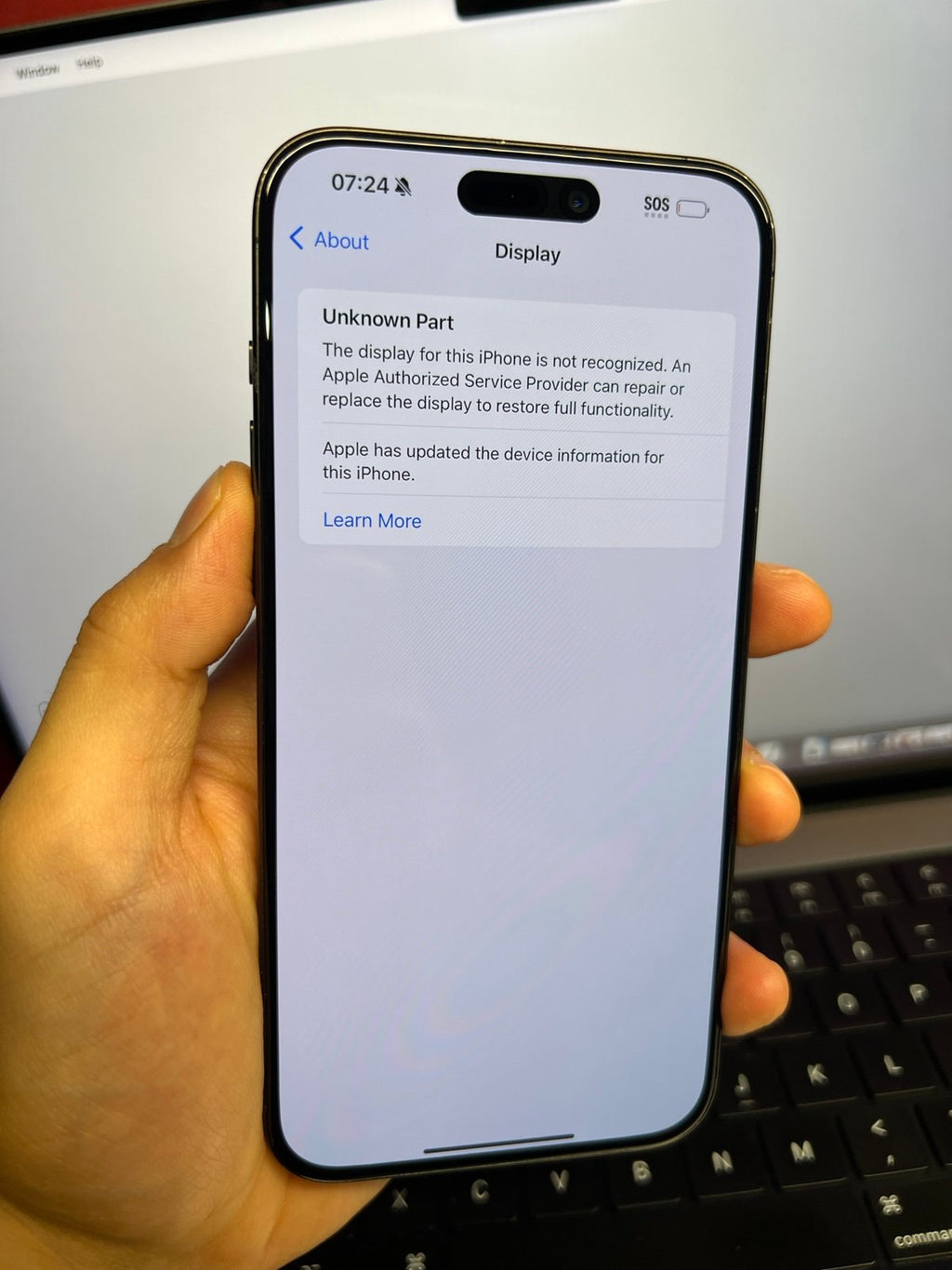 Apple iPhone 15 Pro Max Factory Unlocked (100% Batt) Black Titanium 256GB #20128 9C71