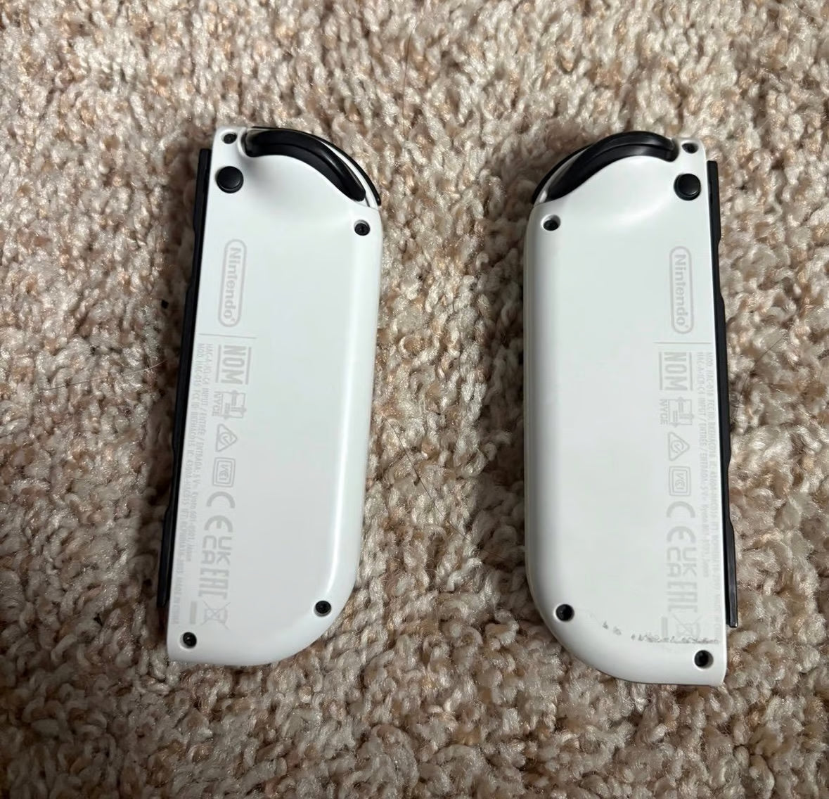 RESERVED Nintendo Switch OLED White 2S16