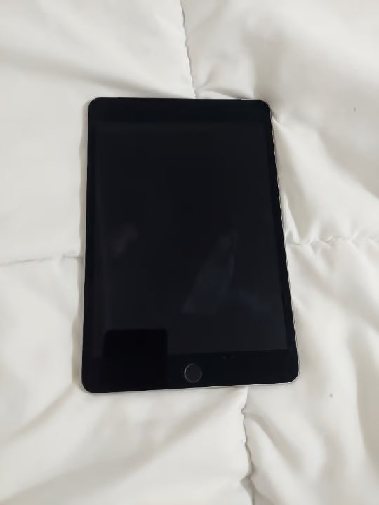 Ipad mini 4 2A31