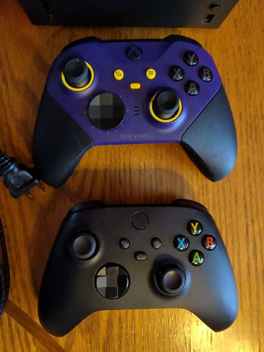 Microsoft Xbox Series X 1TB SSD Home Console - Black -Elite Controller & Regular 7Z26