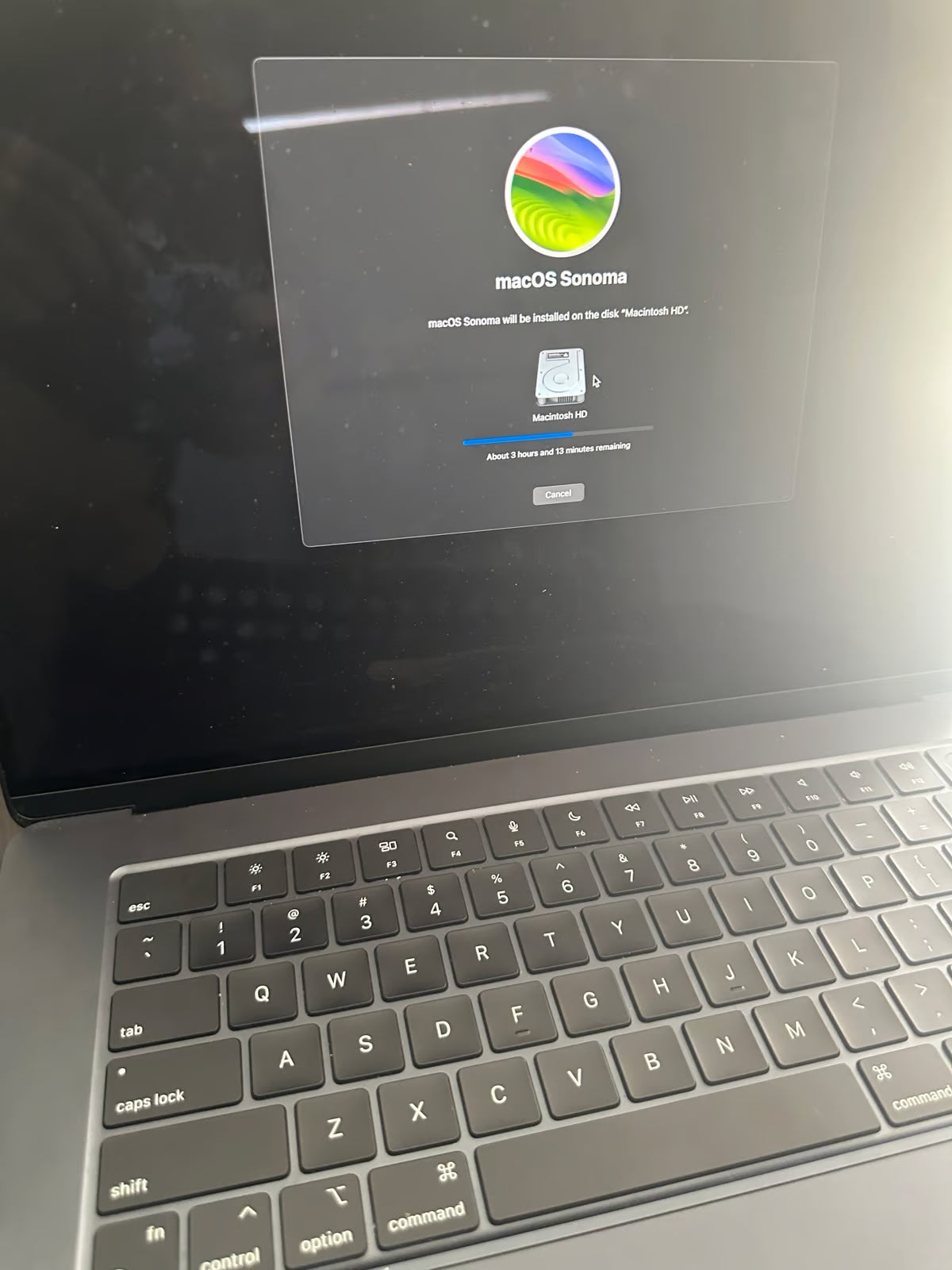 macbook air m3 8O79
