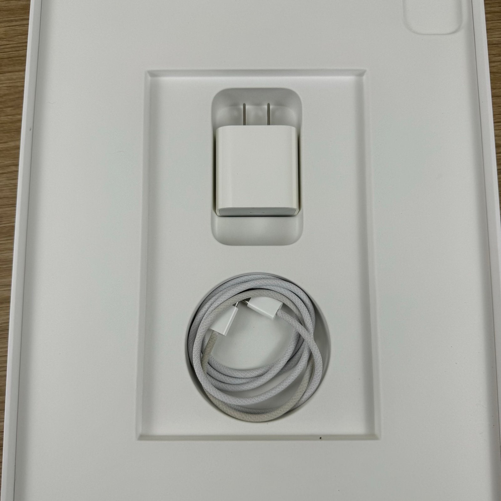 iPad Pro 12.9 inch 128GB 4th generation Cellular A2069 Unlocked 3M33