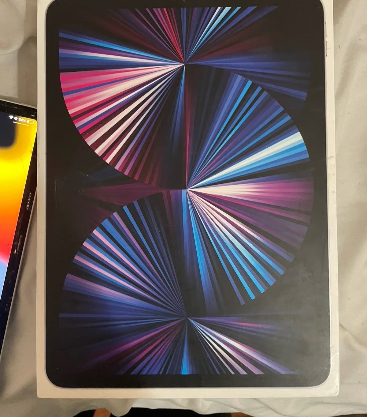 Ipad pro 11 inch 3rd generation 8Y33