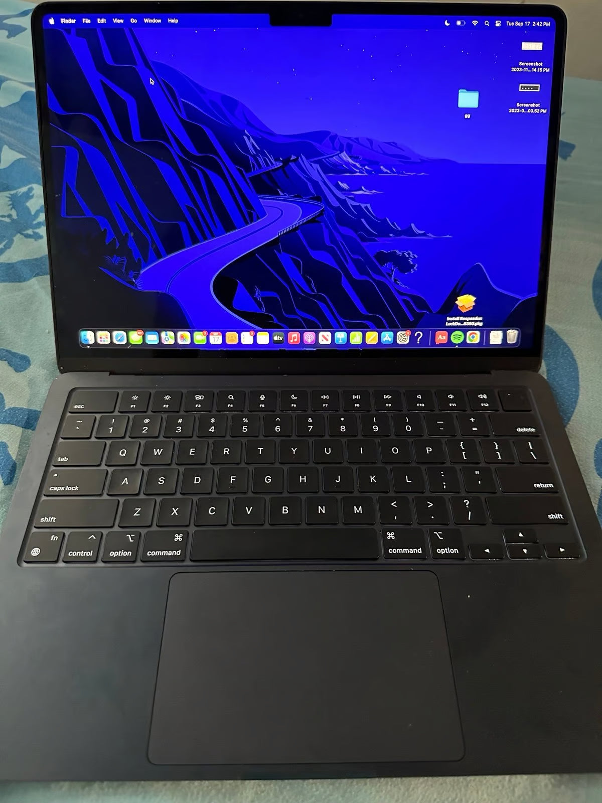 13-inch MacBook Air with M2 chip Midnight 2K59