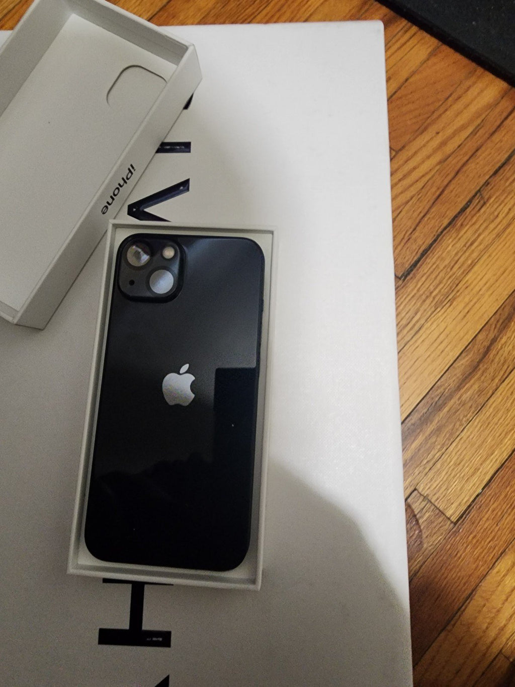 Apple iPhone 13 128 GB in Black T Mobile 1C88