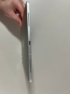 Apple iPad Pro 2nd Generation 128 GB in Silver 11-inch Celluar (Unlocked) 8J57