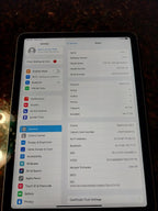 Apple iPad Air 4th Generation 64 GB 3V76