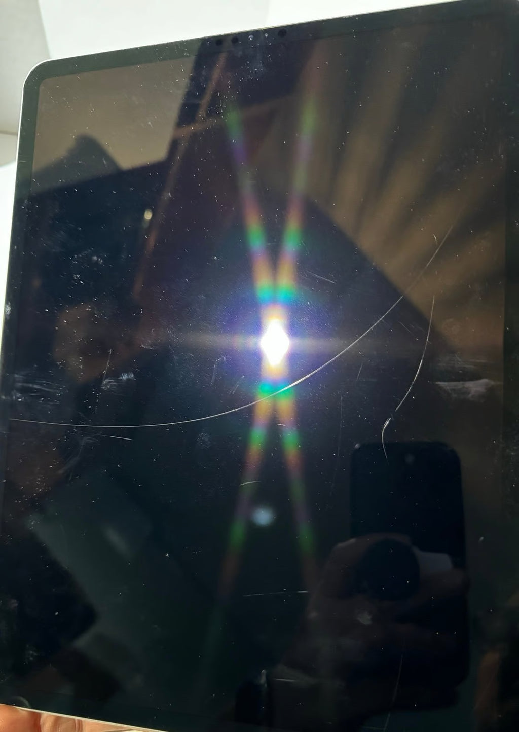 12.9�?iPad Pro 3rd generation with Smart Keyboard Folio & gen 2 Apple Pencil 8U95