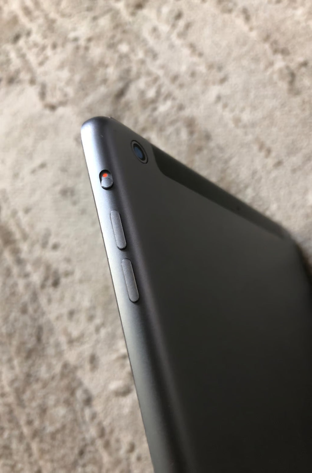 iPad Air Black 32 GB 7H12