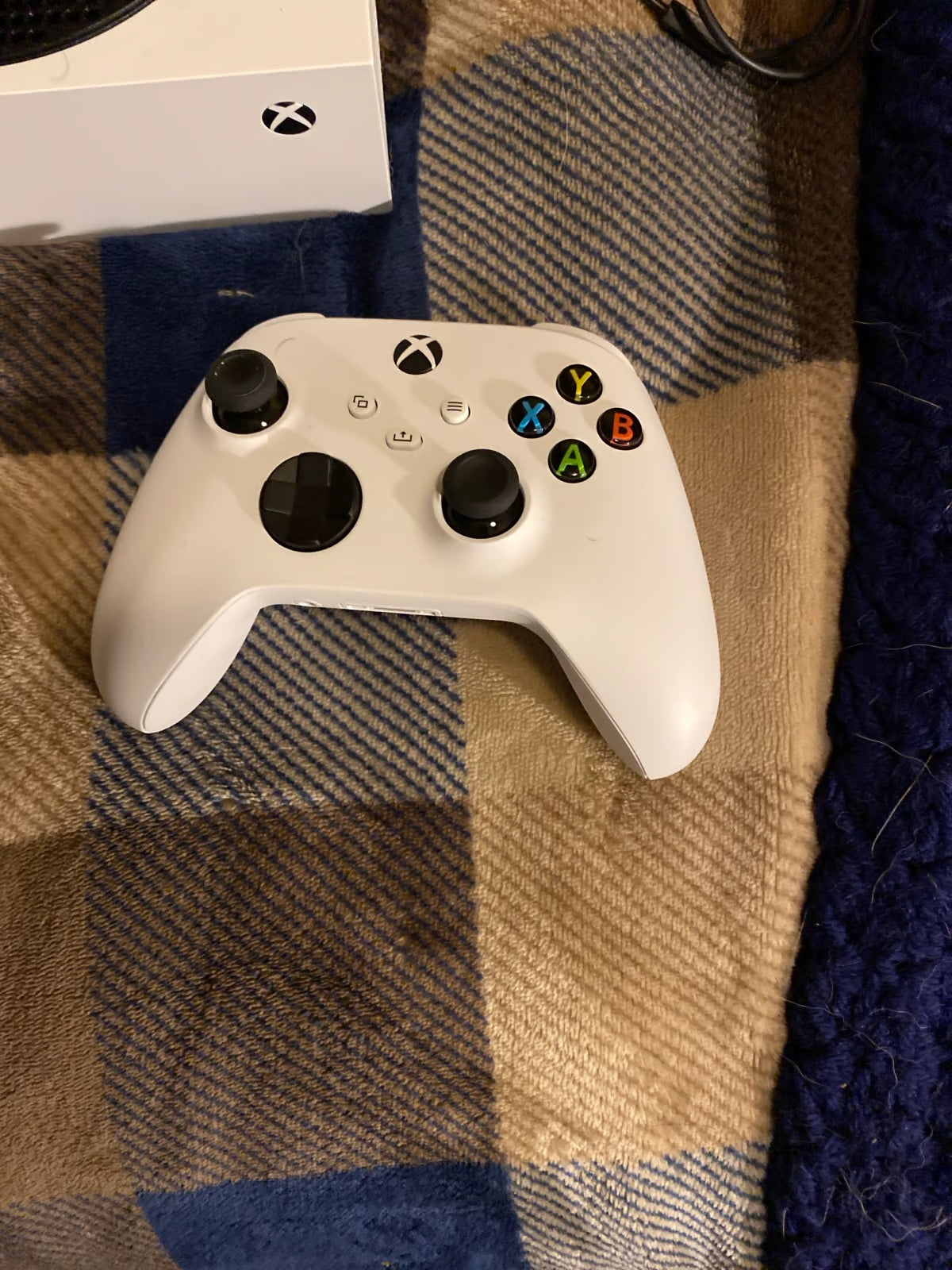 Microsoft Xbox Series S Digital Edition White 500 GB Console 7J37