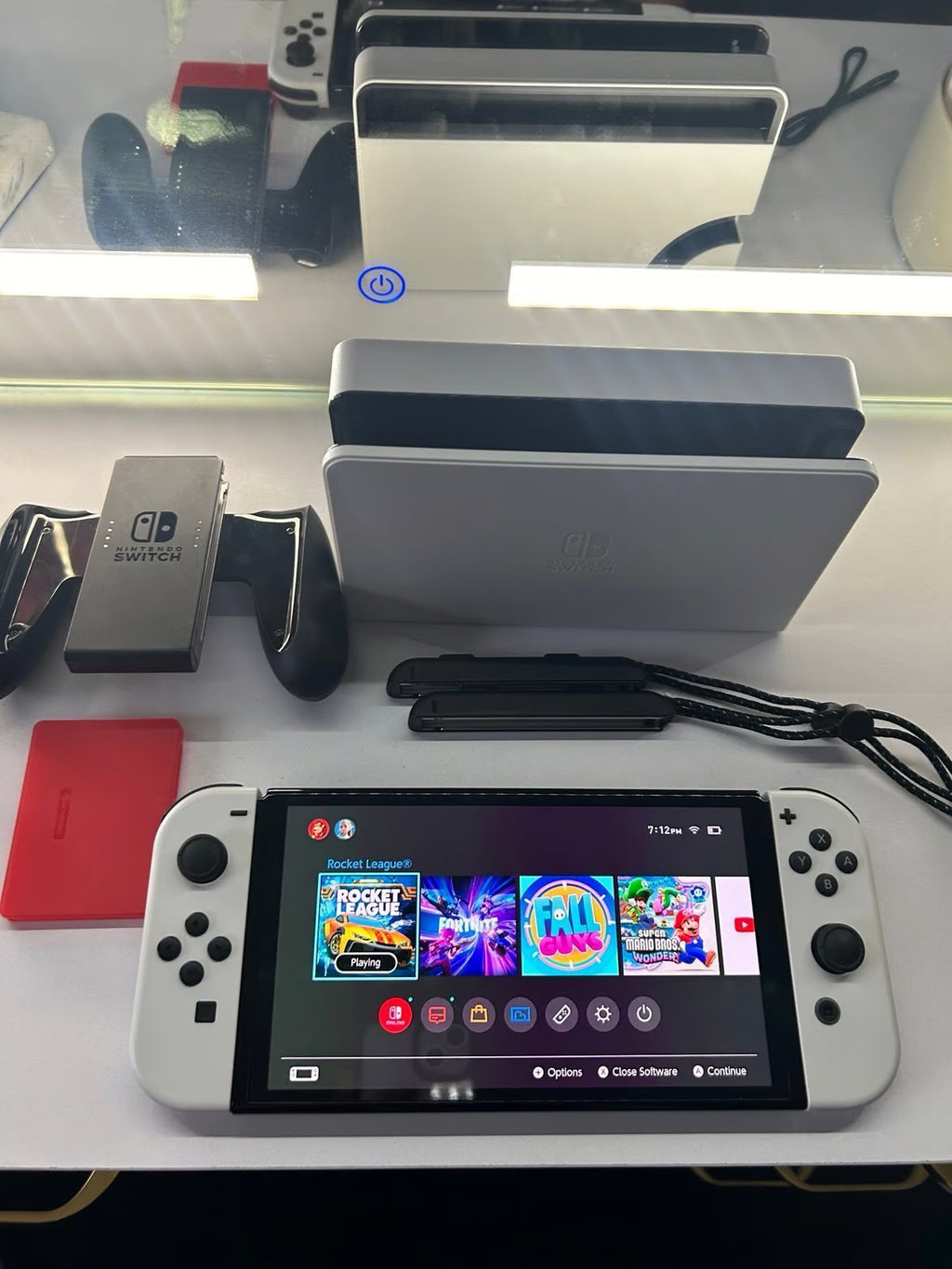 Nintendo switch oled 2D73